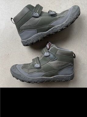 Mishansha Kids Olive Green and Gray Outdoor Ankle Boots